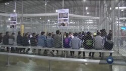 Адміністрацію Трампа звинувачують у загостренні гуманітарної кризи на кордоні з Мексикою і смерті шести дітей-мігрантів. Відео Адміністрацію Трампа звинувачують у загостренні гуманітарної кризи на кордоні з Мексикою і смерті шести дітей-мігрантів. Відео