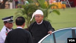 သမ္မတသစ် တည်ခင်းတဲ့ ညစာစားပွဲ သတင်းဓါတ်ပုံများ ( ကိုစည်သူ ရိုက်ကူးတင်ပြသည်။)