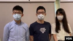 黃之锋(左起)、罗冠聪及周庭。 (美国之音汤惠芸拍摄)