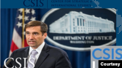 美国司法部国家安全事务助理部长德默斯(John C. Demers)2020年8月12日出席战略与国际研究中心(CSIS)主办的一场视讯会(CSIS网站)