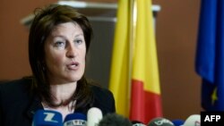 Bộ trưởng Giao thông Bỉ Jacqueline Galant trong cuộc họp báo ở Brussels, Bỉ, ngày 15/4/2016.