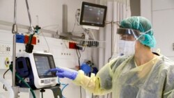 COVID-19 လူနာတွေကုနေတဲ့ ဖလော်ရီဒါပြည်နယ်က မြန်မာဆရာဝန်ရဲ့ အတွေ့အကြုံ COVID-19 လူနာတွေကုနေတဲ့ ဖလော်ရီဒါပြည်နယ်က မြန်မာဆရာဝန်ရဲ့ အတွေ့အကြုံ