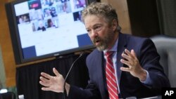 资料照片:美国联邦参议员保罗在一个参议院的在线听证会上。(2021年5月12日)