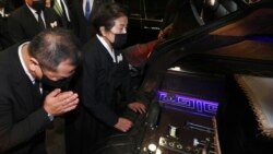 တောင်ကိုရီးယား စစ်အာဏာရှင်ဇနီး ပြည်သူကို တောင်းပန် တောင်ကိုရီးယား စစ်အာဏာရှင်ဇနီး ပြည်သူကို တောင်းပန်