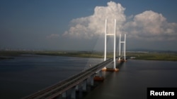 2016年9月11日,尚未完工的新鸭绿江大桥,连接辽宁丹东新区和朝鲜新义州