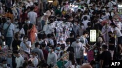 资料照:中国武汉露天集市(2020年,法新社)