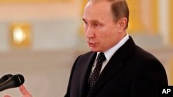 ”امريکا،څوک چې دهاغه ائتلاف مشري کوي چې ترکي يې هم برخه ده، ته زمونږ دالوتکو دالوت دوخت اؤ ځايې علم ؤ اؤ په مونږ بيخي هم په دغه وخت وار وکړل شو“