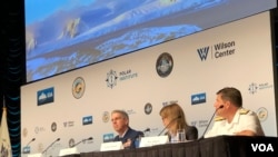 美军高官2019年7月18日出席威尔逊中心主办的北极讨论会(美国之音黎堡)