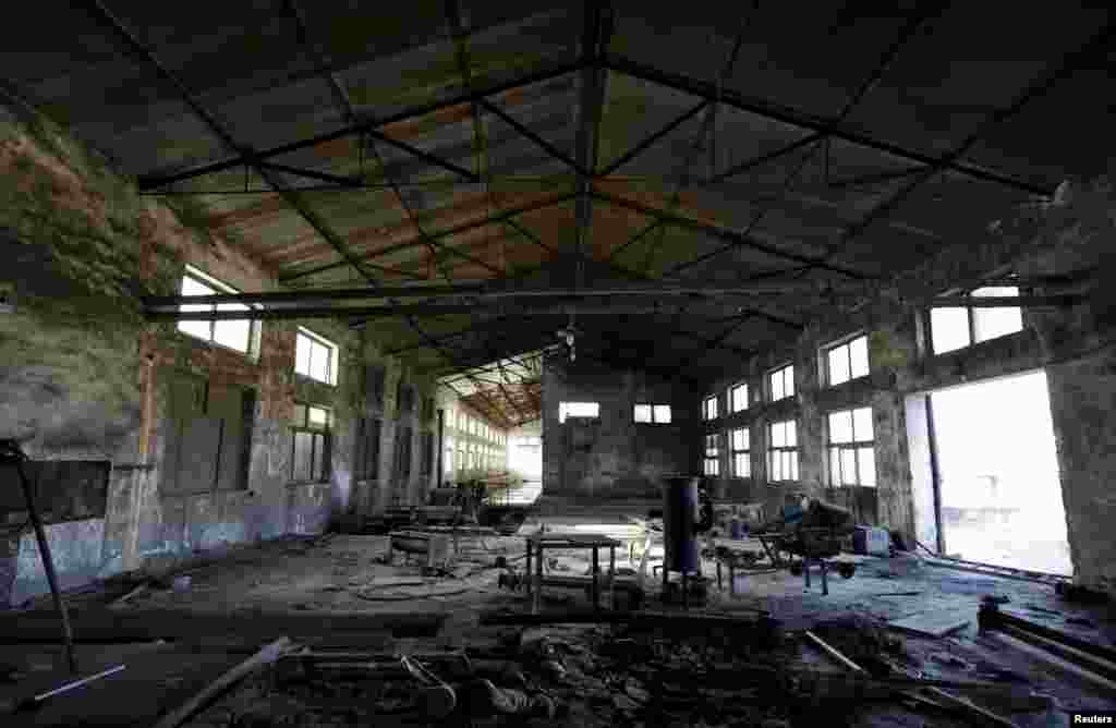 北京郊区已经关闭了的制砖工厂(2016年1月18日)。中国关闭了数以千计的造成严重污染的小工厂