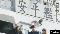 台湾总统蔡英文在高雄出席安平级巡防舰下水仪式。(2020年12月11日)