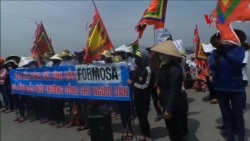 Giáo dân Đông Yên tiếp tục biểu tình chống Formosa Giáo dân Đông Yên tiếp tục biểu tình chống Formosa