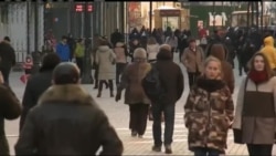 Ось так "затягують паски" у Москві. Відео