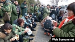 2013年3月的退伍军人维权集结现场 (网络照片)