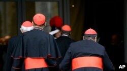 ကတ်သလစ် ကာဒီနယ် ဘုန်းတော်ကြီးတွေ တံခါးပိတ် စုဝေးကြဖို့ ပြင်ဆင် (၁၁ မတ် ၂၀၁၃)