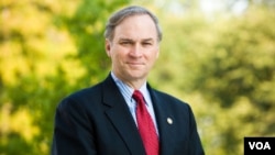 美国国会众议院军事委员会海军事务小组主席、国会中国连线共同主席、共和党籍众议员兰迪·福布斯