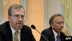 Девід Креймер представляє звіт Дому Свободи у Києві