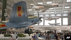 中国军事博物馆展出的军机(资料照片)