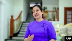 ပြည်သူ့ရှေ့ဆောင်ပါတီ ဥက္ကဌ ဒေါက်တာ သက်သက်ခိုင်