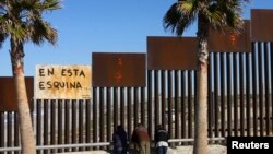 အမေရိကန်နဲ့ မက္ကဆီကို နယ်ခြားဒေသ။