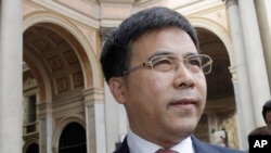 资料照片:2019年7月10日,时任中国银行行长刘连阁出席在意大利米兰举行的论坛。(美联社)