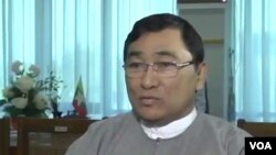 ပြည်ထောင်စုဝန်ကြီး ဒေါက်တာဝင်းမြတ်အေး