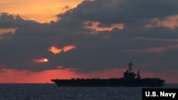 资料照片-美国海军斯坦尼斯航空母舰在南中国海航行。(2019年2月25号)