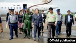 မြန်မာနိုင်ငံဆိုင်ရာ ကုလသမဂ္ဂ လူ့အခွင့်အရေး အထူးကိုယ်စားလှယ် ဒေါက်တာ Yanghee Lee ၂၀၁၇ခရီးစဉ်တွင်း ရခိုင်ပြည်နယ် ခရီးစဉ် သတင်းဓာတ်ပုံ။