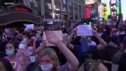 纽约：愤怒在抗疫和重启中燃烧