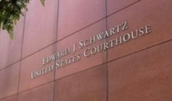 “香港锤佬”2021年4月14日在加利福尼亚州的圣地亚哥移民法庭成功获得政治庇护。图为该法庭外墙。(中国民主党郑存柱提供)