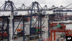 资料照:香港和记国际集装箱港口(2013年8月7日)