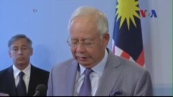 Chuyên gia quốc tế bắt đầu điều tra hiện trường máy bay Malaysia rơi Chuyên gia quốc tế bắt đầu điều tra hiện trường máy bay Malaysia rơi