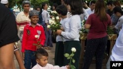ရန်ကုန် အိဒ်ပွဲတော် ဘာသာပေါင်းစုံပါဝင်