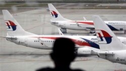 ဗုံးအတုနဲ့ လေယာဉ်မောင်းခန်းထဲ ဝင်ဖို့ ကြိုးပမ်းမှု ဗုံးအတုနဲ့ လေယာဉ်မောင်းခန်းထဲ ဝင်ဖို့ ကြိုးပမ်းမှု