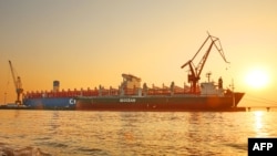 2018年1月16日,中国江苏省南通,一艘中国制造的2万“20英尺标准集装箱”货轮。