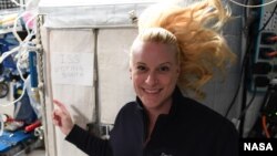 来自国际空间站的消息:我今天投票了--凯特·鲁宾斯。(2020年10月23日)