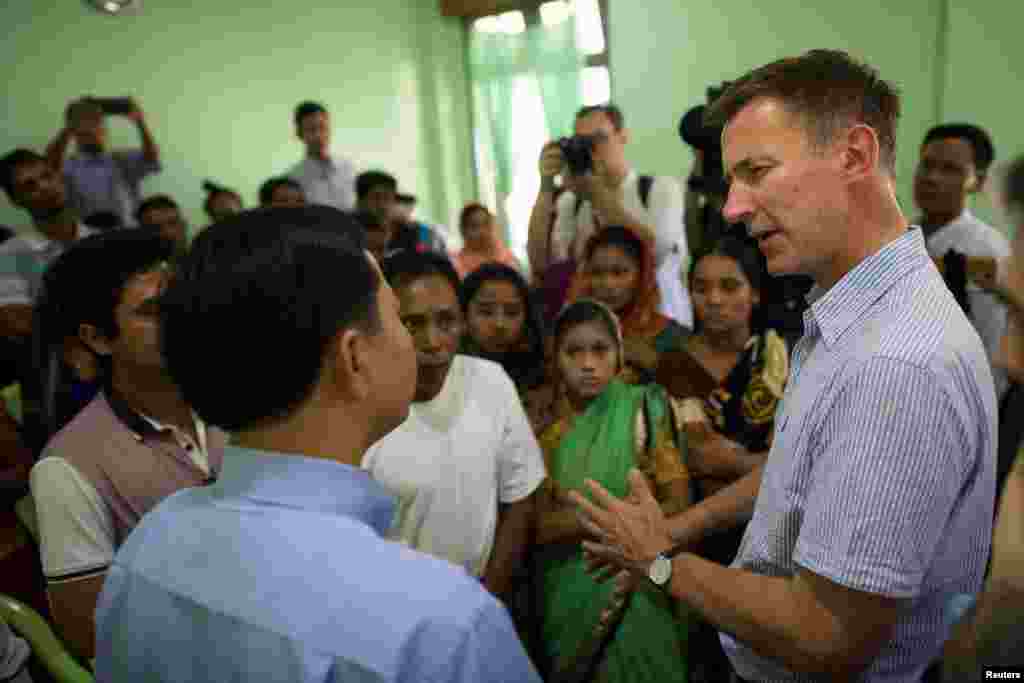  ဗြိတိန်နိုင်ငံခြားရေးဝန်ကြီး Jeremy Hunt ရခိုင်ပြည်နယ်သွားရောက်လေ့လာ