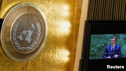 Міністр закордонних справ України Дмитро Кулеба під час засідання Генеральної Асамблеї ООН з нагоди річниці вторгнення Росії в Україну та розгляду ухвалення резолюції щодо України в штаб-квартирі ООН, Нью-Йорк. США, 22 лютого 2023 року. REUTERS/Eduardo Munoz