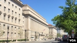 资料照片:位于华盛顿的美国商务部总部大楼