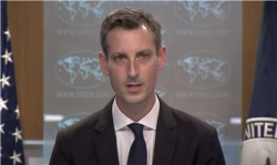 美国国务院发言人内德·普赖斯(Ned Price)2021年2月2日主持例行记者会(美国国务院照片)