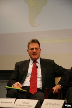 史丹福大学胡佛研究所资深研究员戴雅门(美国之音钟辰芳拍摄)