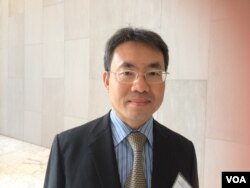 美国夏威夷亚太安全事务研究中心教授武永(美国之音燕青拍摄)