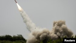 Quân đội Philippines và Mỹ tham gia tập trận bắn đạn thật