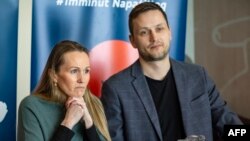 Pemimpin Demokraatit, Jens-Frederik Nielsen (kanan), dipastikan akan menjadi Perdana Menteri baru Greenland (foto: dok).