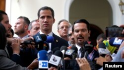 反对派领导人胡安·瓜伊多