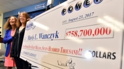 ဒေါ်လာသန်း ၇၈၅ သန်းထီဆု ဆေးရုံအလုပ်သမတဦးတည်း ဆွတ်ခူး ဒေါ်လာသန်း ၇၈၅ သန်းထီဆု ဆေးရုံအလုပ်သမတဦးတည်း ဆွတ်ခူး