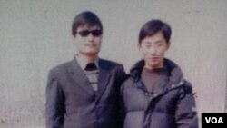 陈克贵（右）与陈光诚的合影（资料照）