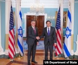 2025年8月27日,美国国务卿马尔科·卢比奥在国务院会晤以色列外交部长吉迪恩·萨尔。