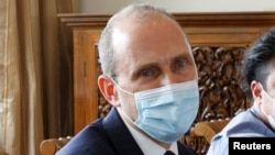 资料照:美国驻港澳总领事史墨客(Hanscom Smith)在香港出席会议。(2021年5月17日)