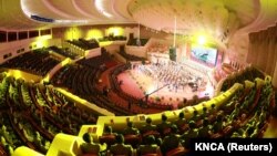 2017年9月10日朝中社发布的照片显示,平壤为洲际弹道火箭携带用氢弹试验成功举行庆功会。