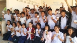 ထိုင်း-မြန်မာနယ်စပ် ကလေးငယ်တချို့ တရားဝင် အထောက်အထားများရလာပြီ ထိုင်း-မြန်မာနယ်စပ် ကလေးငယ်တချို့ တရားဝင် အထောက်အထားများရလာပြီ